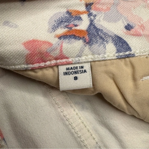 J. Jill White and Pink Denim Shorts size 8 - Picture 6 of 11